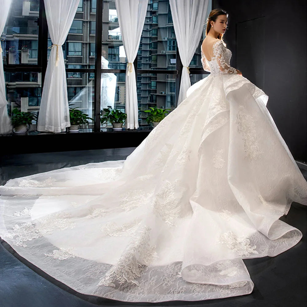 Julia Kui High-End Vintage Princess Silhouette Wedding Gown - Frimunt Clothing Co.