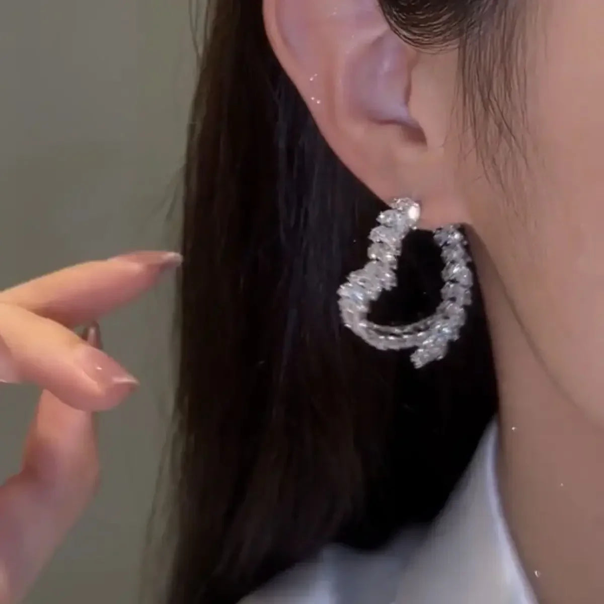 New Design Luxury Zircon Big Heart Wedding Earrings Crystal Leaves - Frimunt Clothing Co.