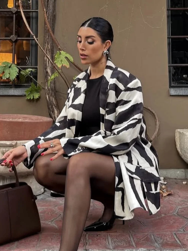 Women's Chic Zebra Stripe Short Coats Lapel V-neck Loose Jackets