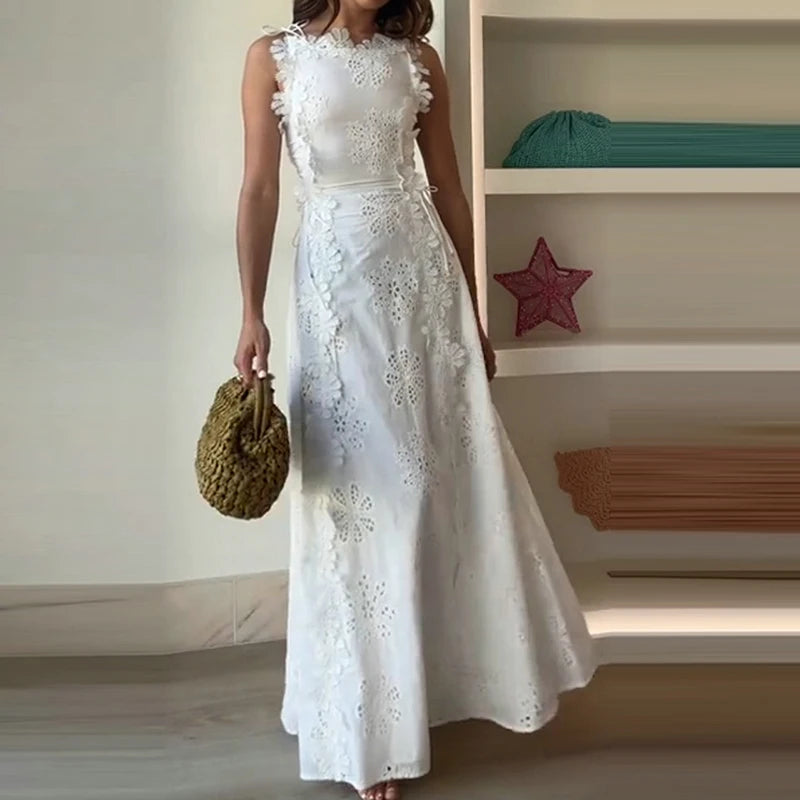 Women's White Lace Embroidery Sleeveless Dress - Frimunt Clothing Co.