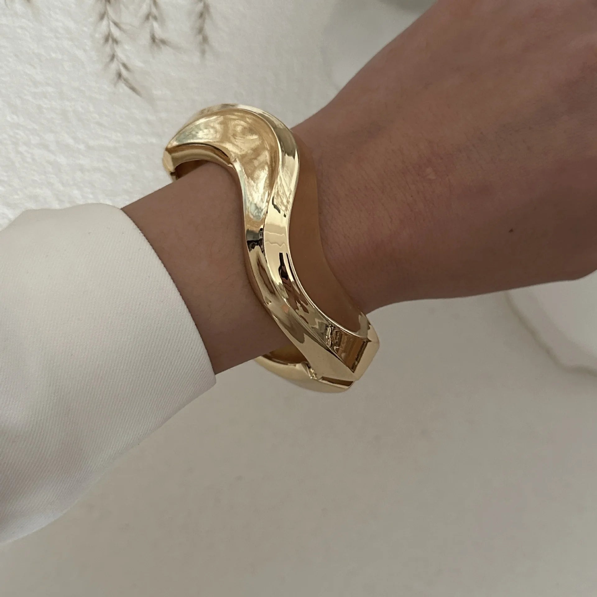 Chunky Wide Embrace Bracelet Bangle Stainless Steel Gold Color - Frimunt Clothing Co.