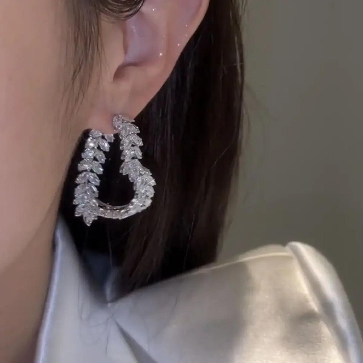 New Design Luxury Zircon Big Heart Wedding Earrings Crystal Leaves - Frimunt Clothing Co.