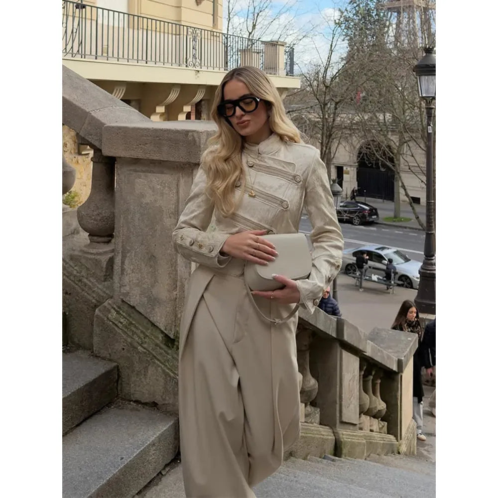 Chic Golden Toggle Button Cropped Jacket Padded Shoulder