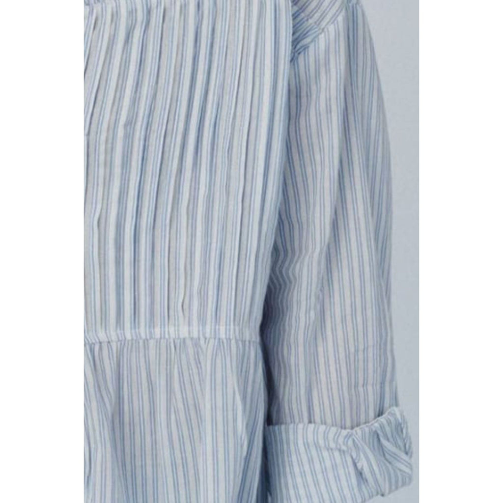 a12b7e2d-8bdf-4408-be62-cd230e03c35b-Max