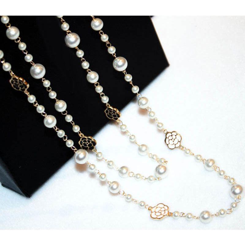 Long Pearl Necklace For Women Black & White Camellia Flowers Double Layer Maxi Necklace - Frimunt Clothing Co.