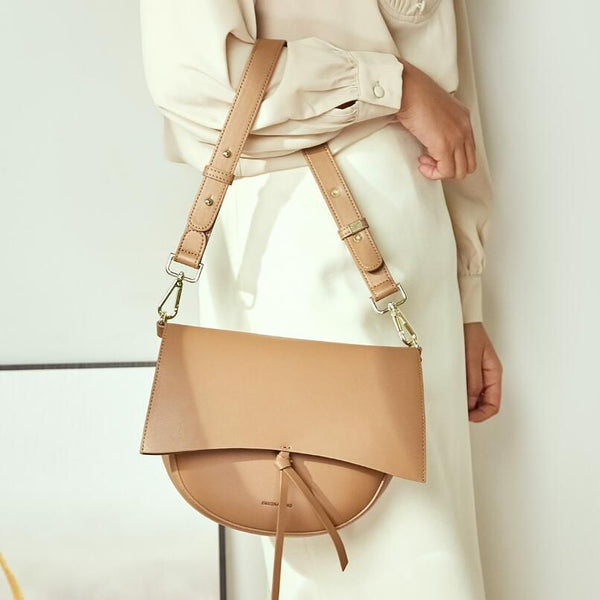Women's New Designer Inspired Genuine Leather Semicircular Retro Saddle Crossbody Bag