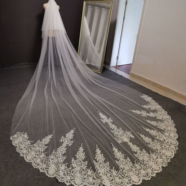 Two Tier Long Lace Wedding Veil Cathedral Length White Ivory Bridal Veil with Comb