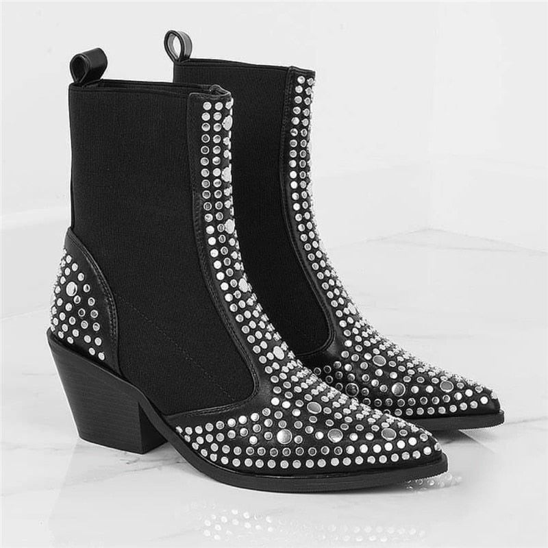 Brand Design High Quality Pointy Toe Classic Fashion Rivets Chelsea Boots