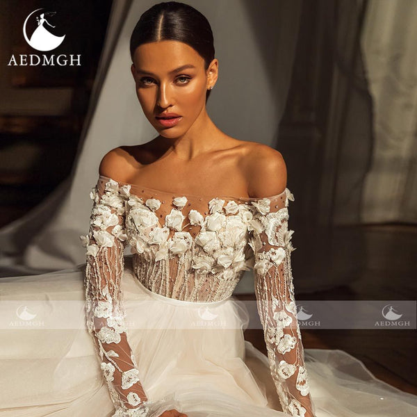 Evelyn Romantic 3D Flowers Wedding Dress Boat Neck Long Sleeve Beaded Appliques - Frimunt Clothing Co.