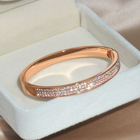 Elegant Classic Cuff Bangles Bracelets For Women Gold Color Simple Opening With Crystals