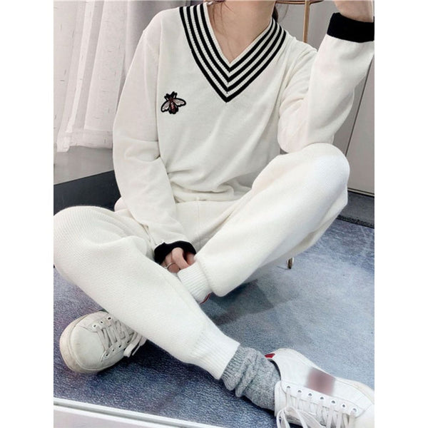 European Style Spring Autumn Women Bee Embroidery Sweater Elegant V-neck Knitted Loose Striped Long Sleeve Pullover - Frimunt Clothing Co.
