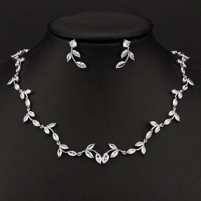 Gorgeous Cubic Zircon Wedding Tiara Headband Queen Princess Pageant Crown Bridal Jewelry - Frimunt Clothing Co.